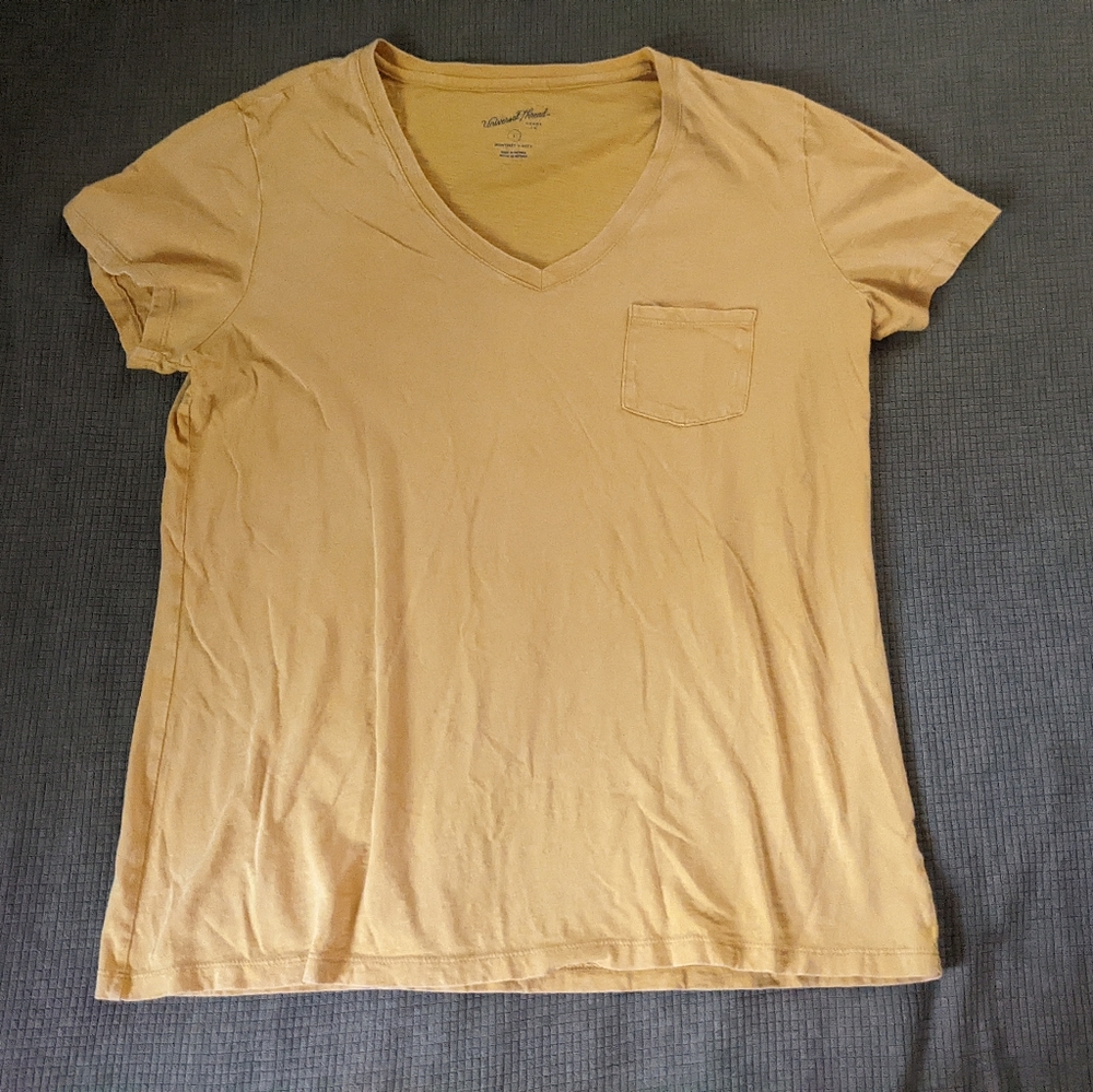 Universal Thread pocket tee